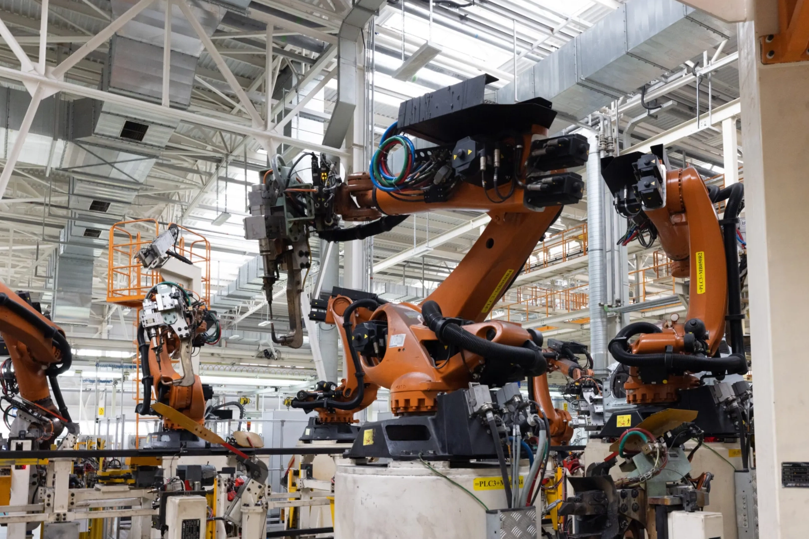 2024’te yatırım harcamaları 5,6 trilyon TL’yi aştı… Yatırımların yarısı makine ve teçhizata