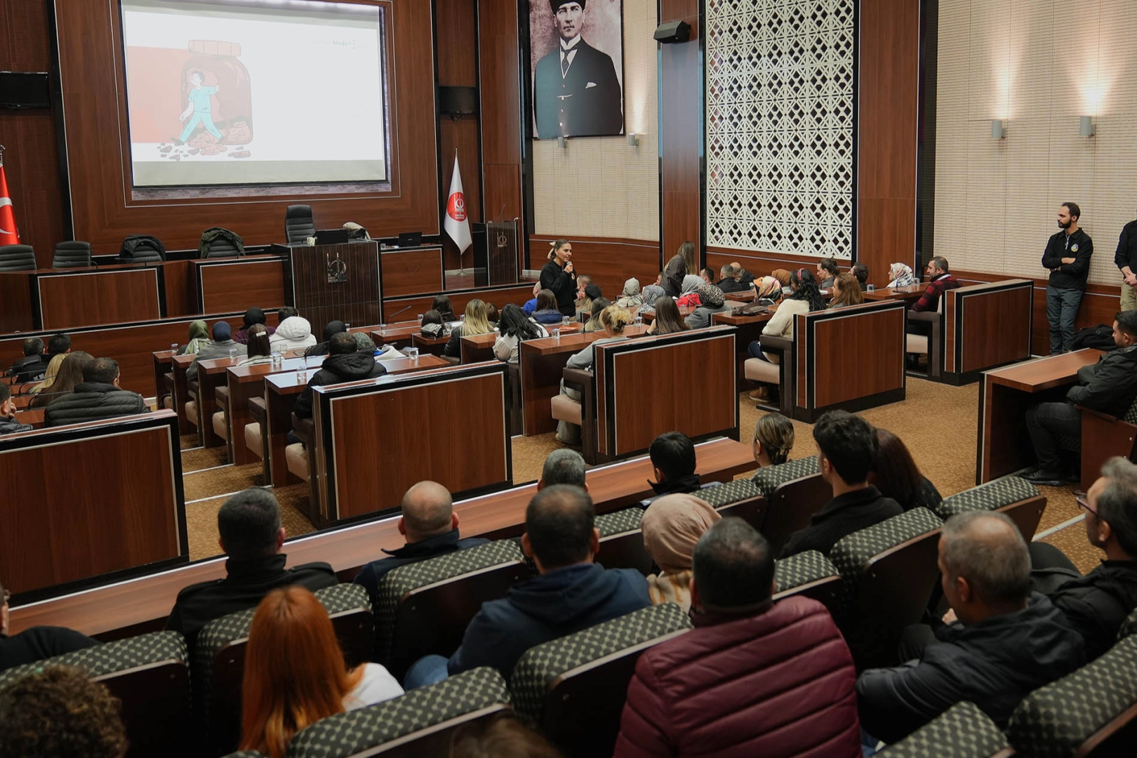 Ankara Keçiören’de belediye personeline ‘narko rehber’ eğitimi