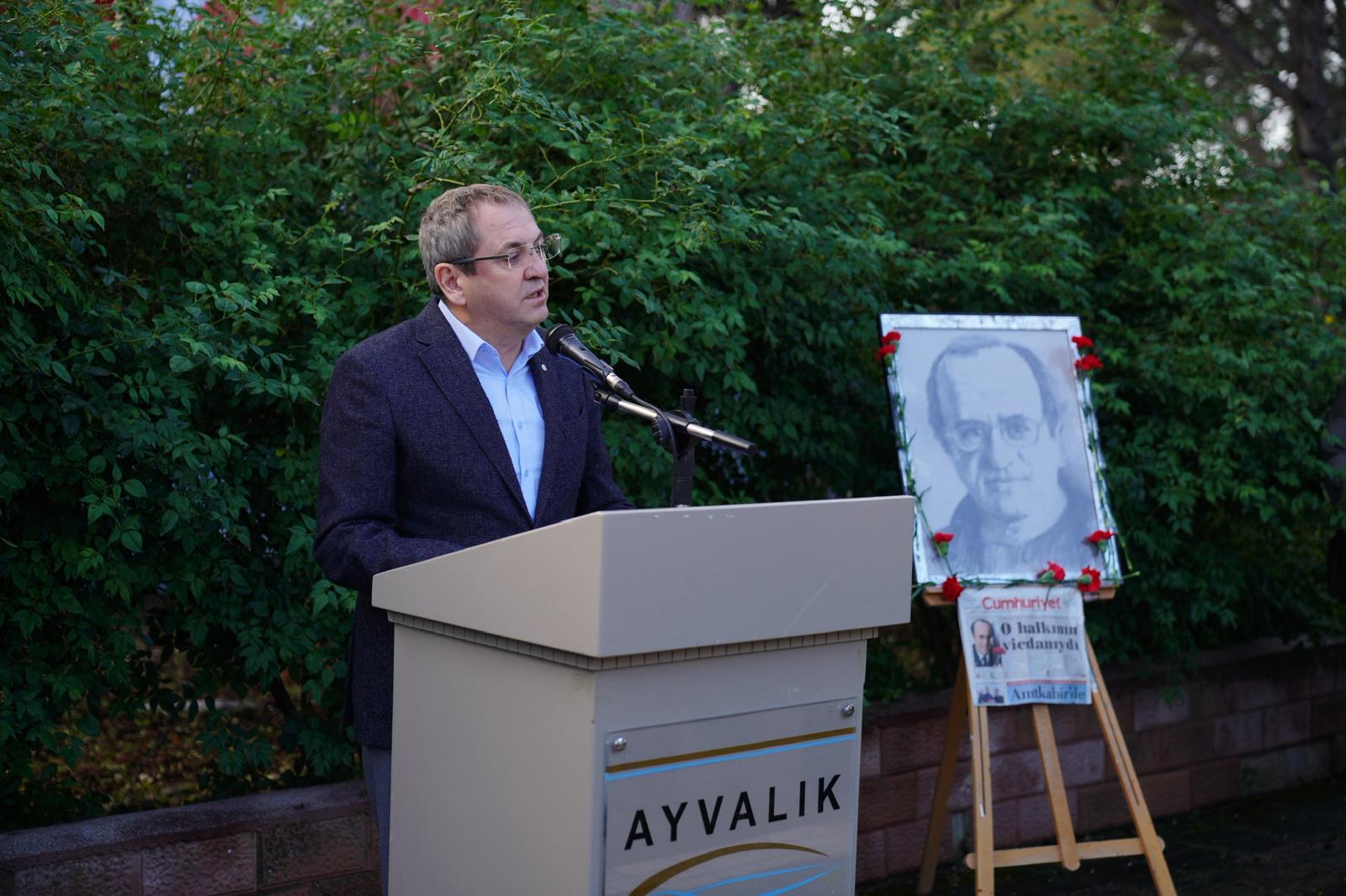 Ayvalık’ta Uğur Mumcu Unutulmadı