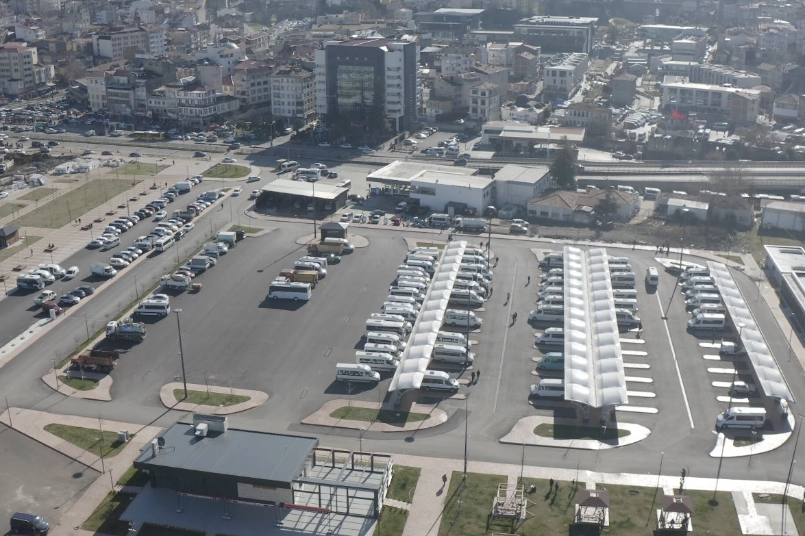 Trabzon’da dolmuşlar yeni yerlerine taşınıyor