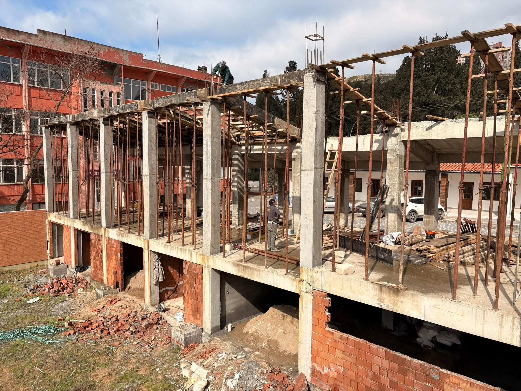 Bandirma Beledi̇yesi̇’nden Kent Geneli̇nde Yoğun