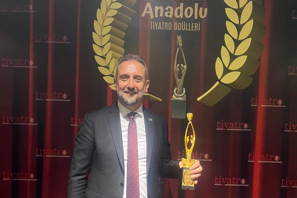 BDT Müdürü Sezai Yılmaz’a ‘Yılın Oyuncu Ödülü’