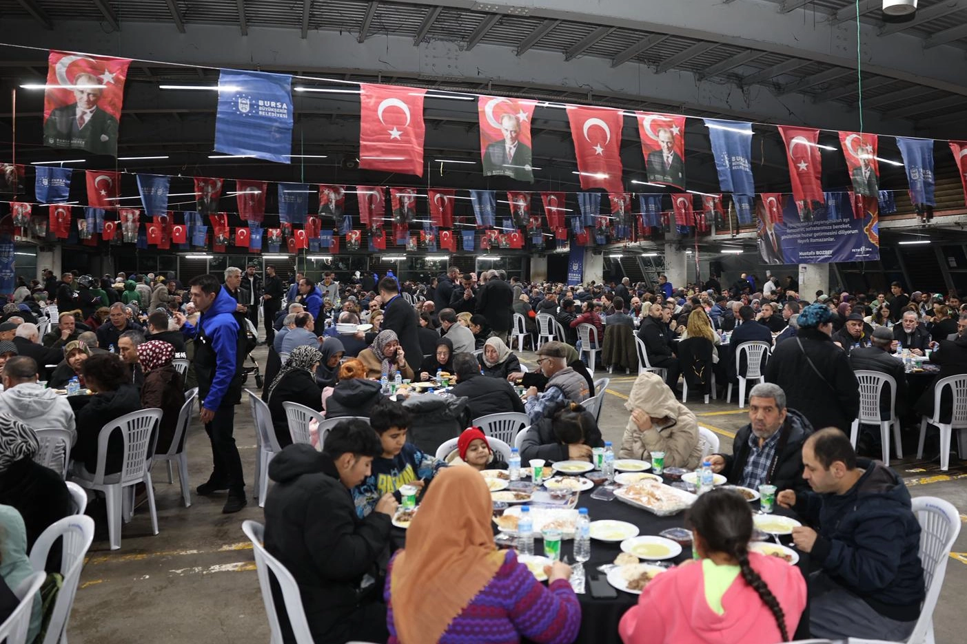 Bursa’da Ramazan, Büyükşehir’le bir başka yaşanıyor