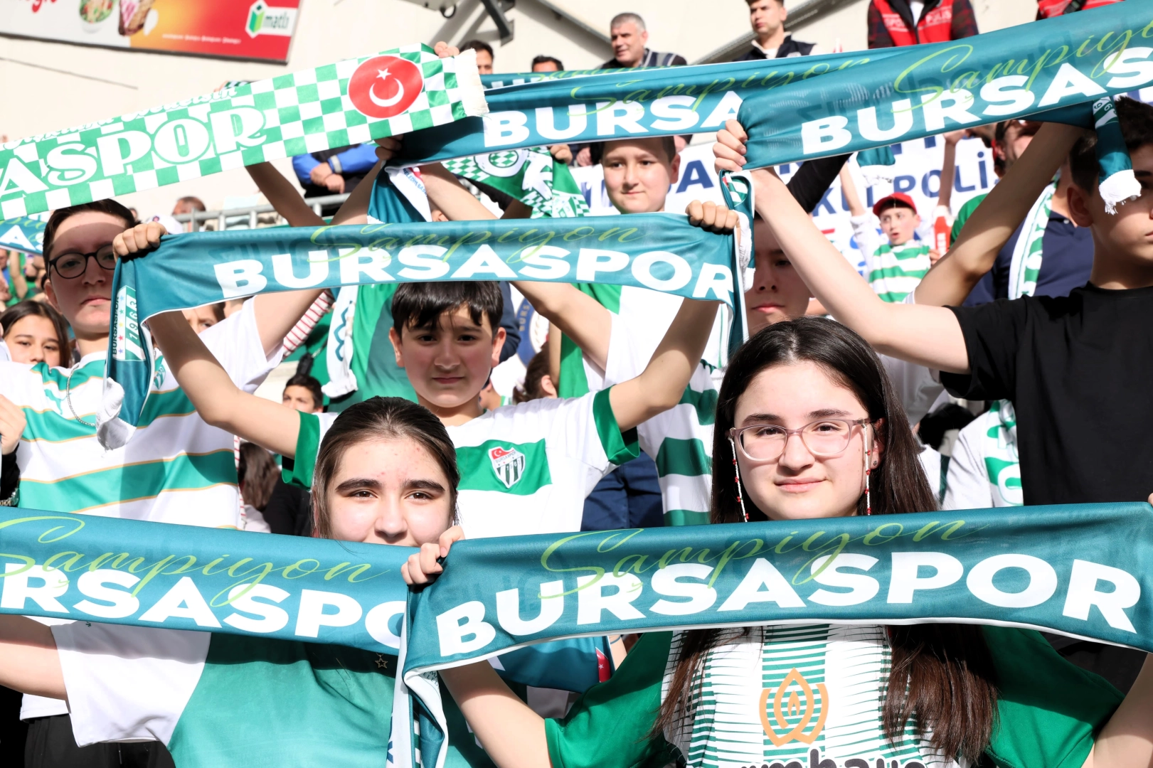 Bursa Osmangazi’de Bursaspor sevgisi aşılanmaya devam