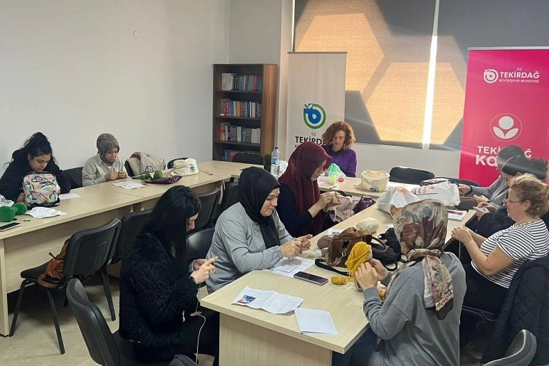 Çerkezköy’de kadınların el emeği sevgiyle örüldü