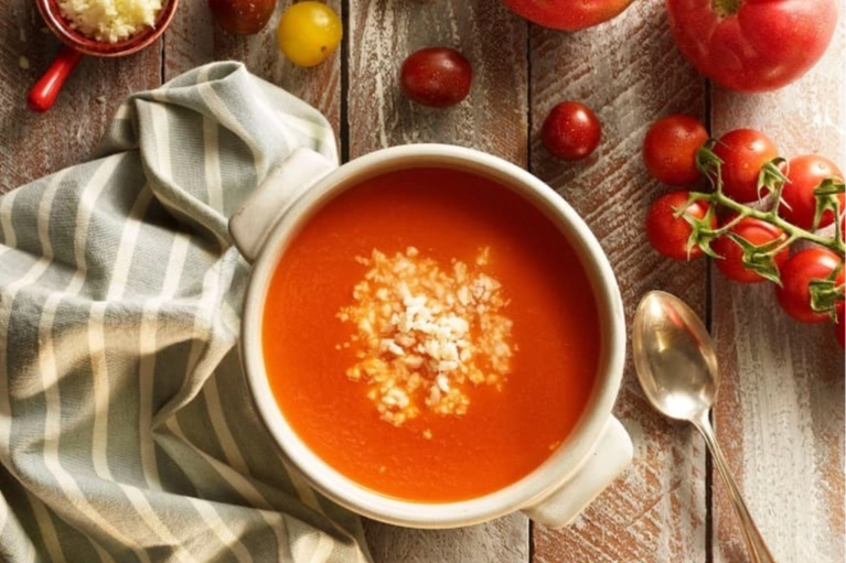 Hazır çorba uyarısı: Tuz ve proteine dikkat edilmeli