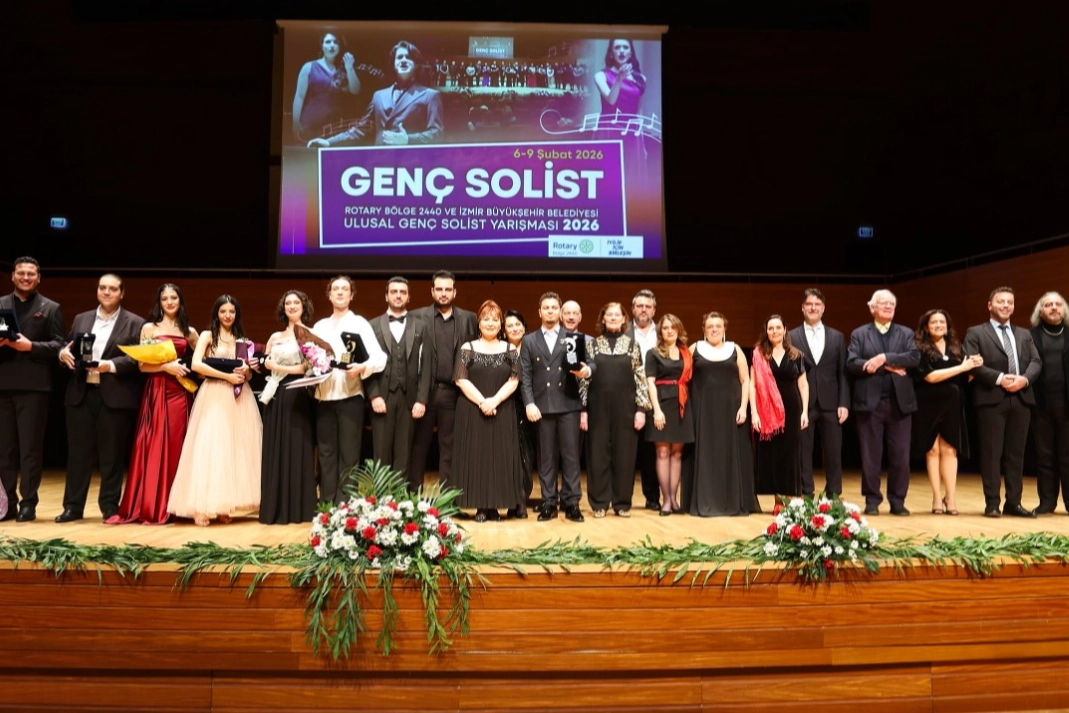 İzmir’de Genç Solist Yarışması’nda ödüller sahiplerini buldu