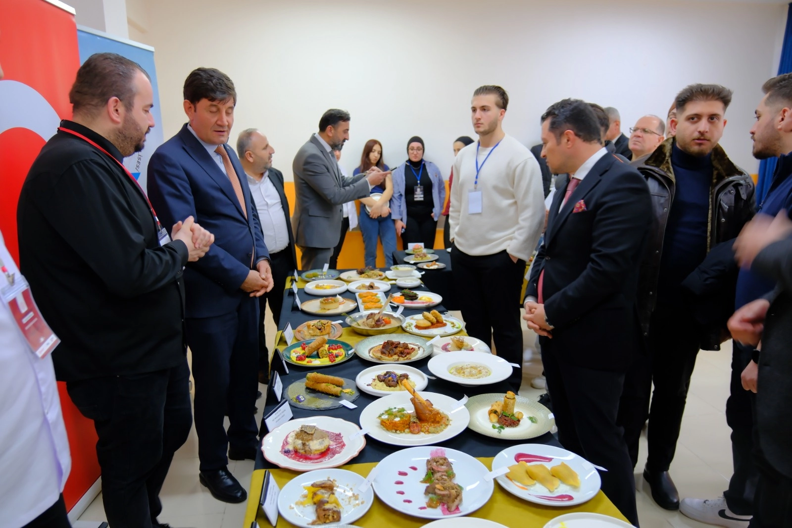 Mardin’de gastronomi heyecanı… Anne reçeteleri Mardin’de yarıştı