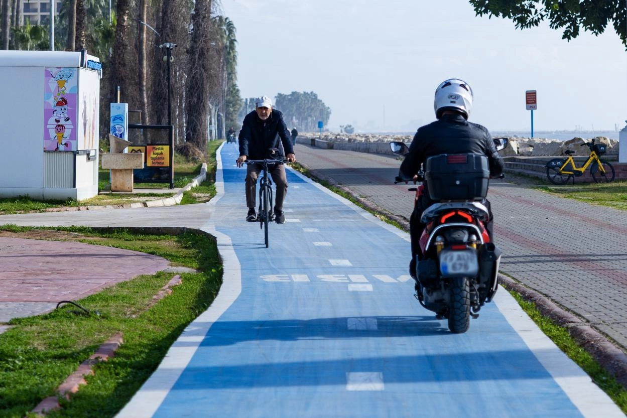 Mersin sahil bandında motorlu taşıtlara geçit yok!