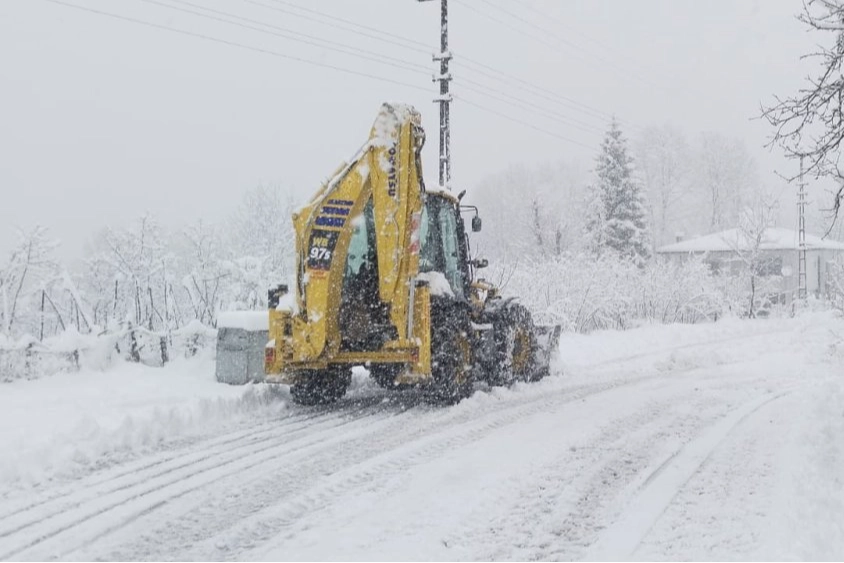 Ordu’da kar seferberliği!  472 mahalle yolu açıldı
