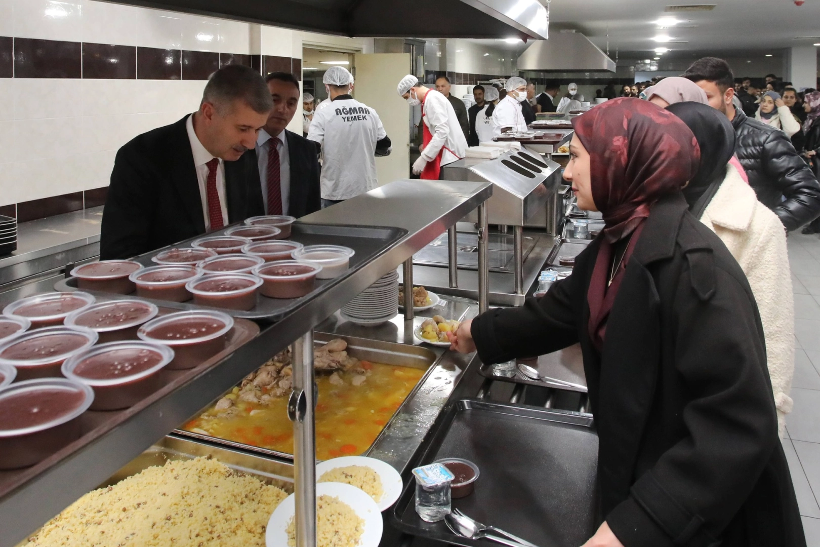 Ağrı’da Rektör Gülçin öğrencilerle buluştu