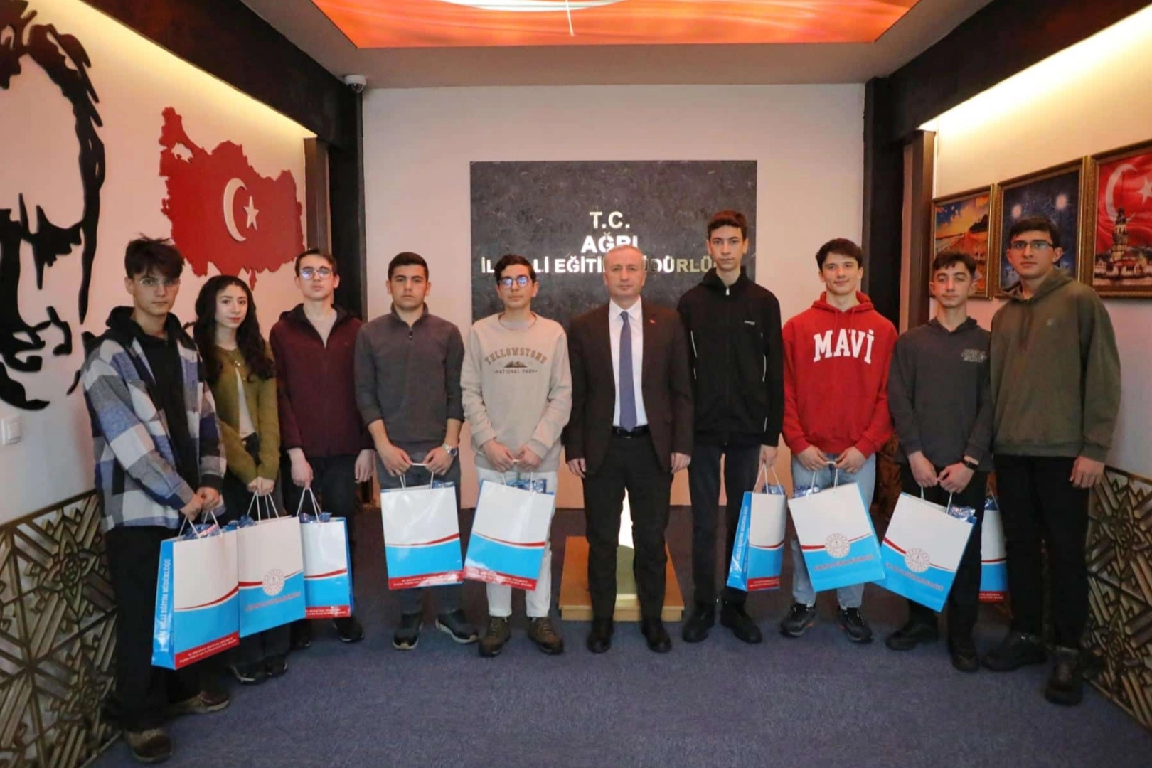 Ağrılı öğrencişler Batman’da TÜBİTAK’ta ödüllendirildi