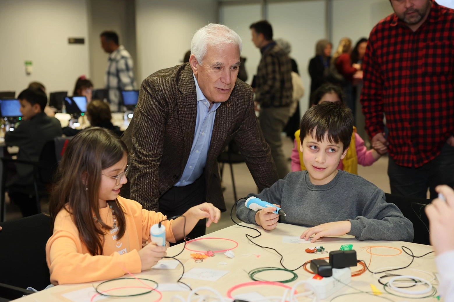 Bursa’da gençler bilimle buluştu