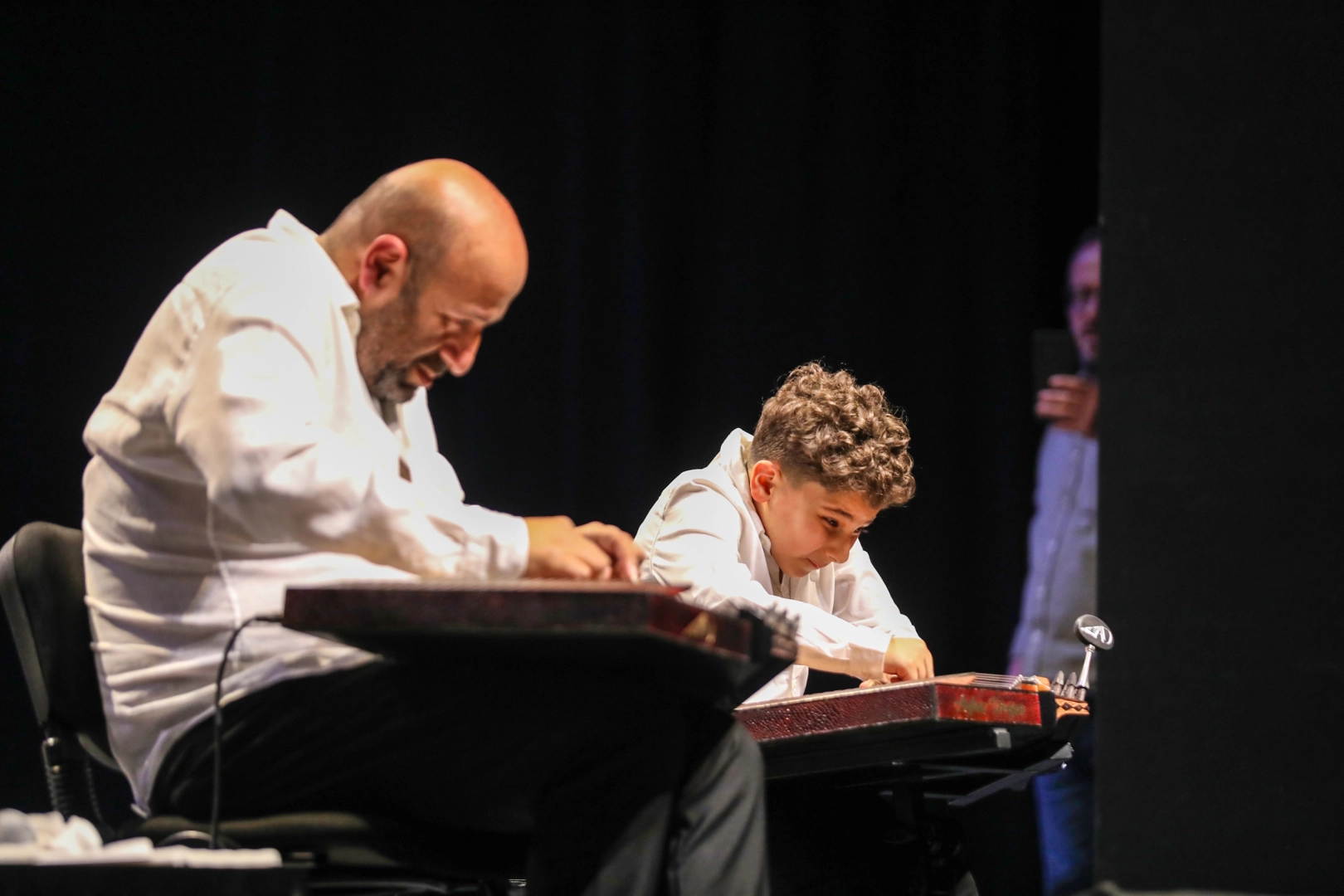 Bursa’da kanun resitalinde dede torun kapıştı