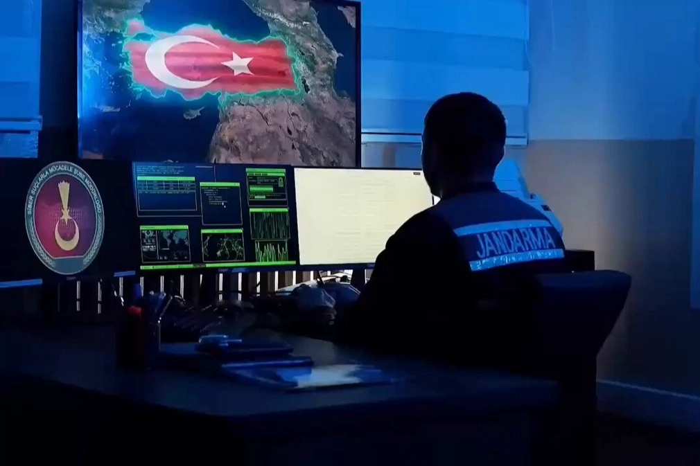 İstanbul merkezli 9 ilde yasa dışı bahise 20 gözaltı! 26,5 milyar TL’lik işlem tespit edildi