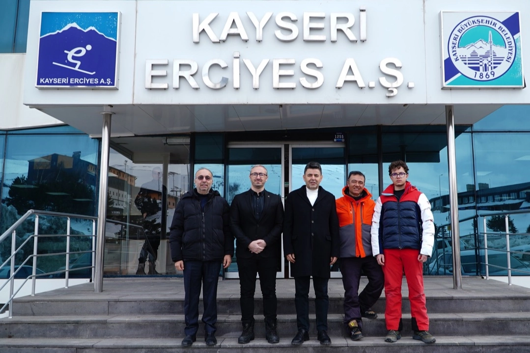 Kayseri’de Ulaştırma Bakan Yardımcısı’na Erciyes sunumu