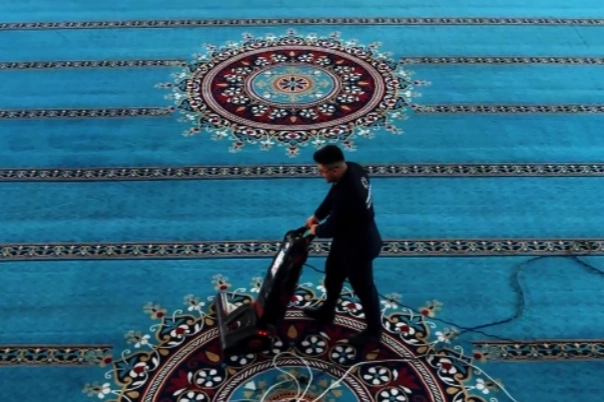 Kayseri Kocasinan’da camiler gül kokuyor