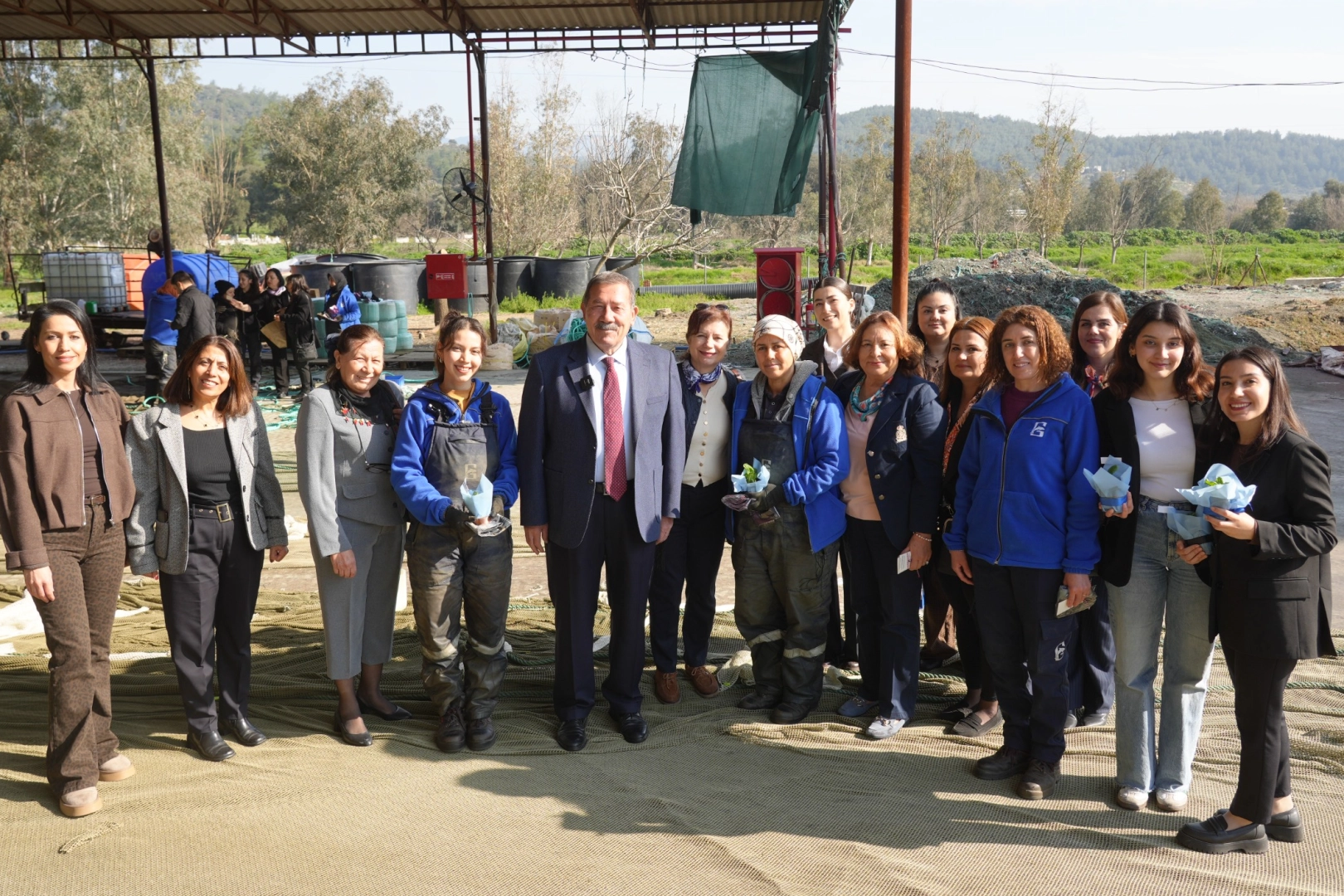 Muğla Milas’ta Başkan Fevzi Topuz’dan 8 Mart ziyareti