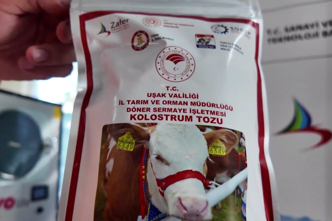 Uşak’ta Türkiye’nin ilk dondurarak kurutma kolostrom tesisi kuruldu… Hayvancılıkta yenilikçi adım hayata geçti