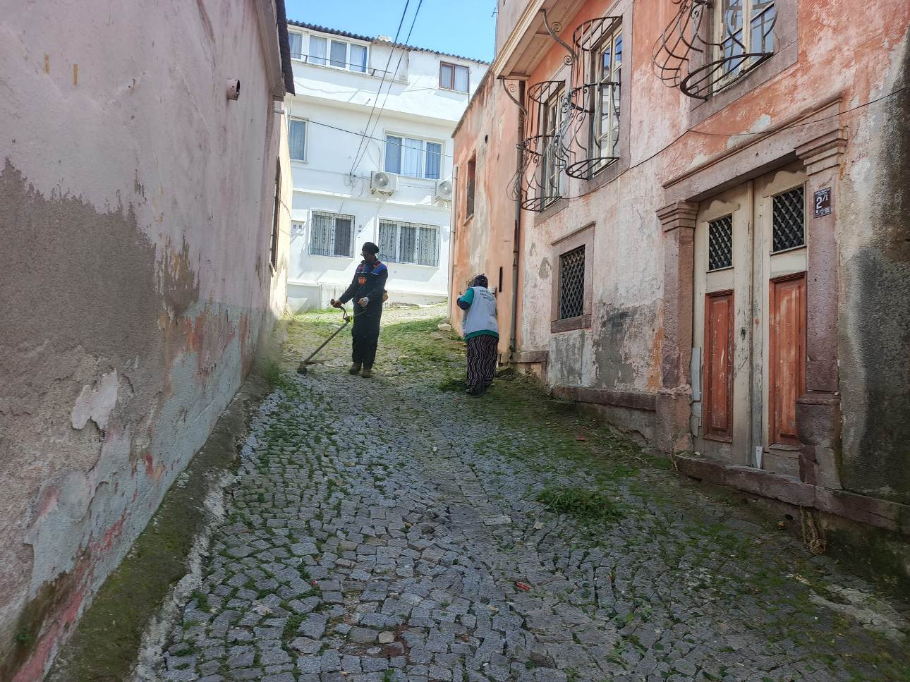Atatürk’ün Ayvalık’ta Yürüdüğü Yollar 13 Nisan İçin Hazırlandı…