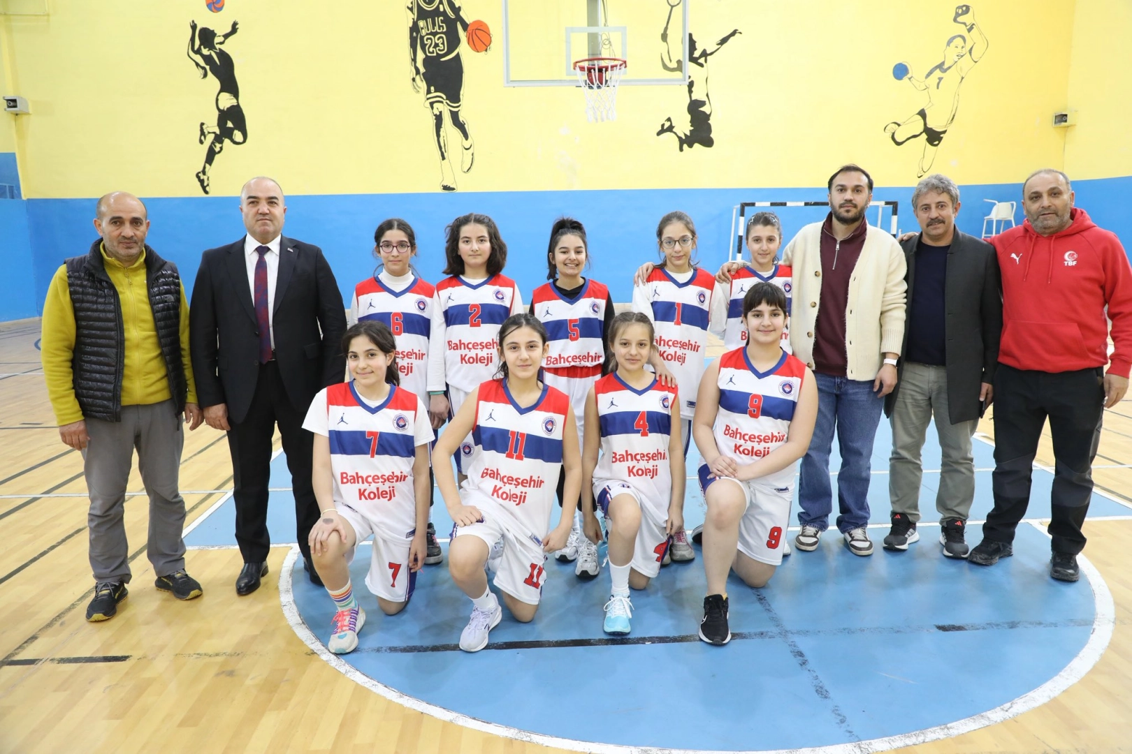 Ağrı’da ‘Okul Sporları’nda basketbol heyecanı