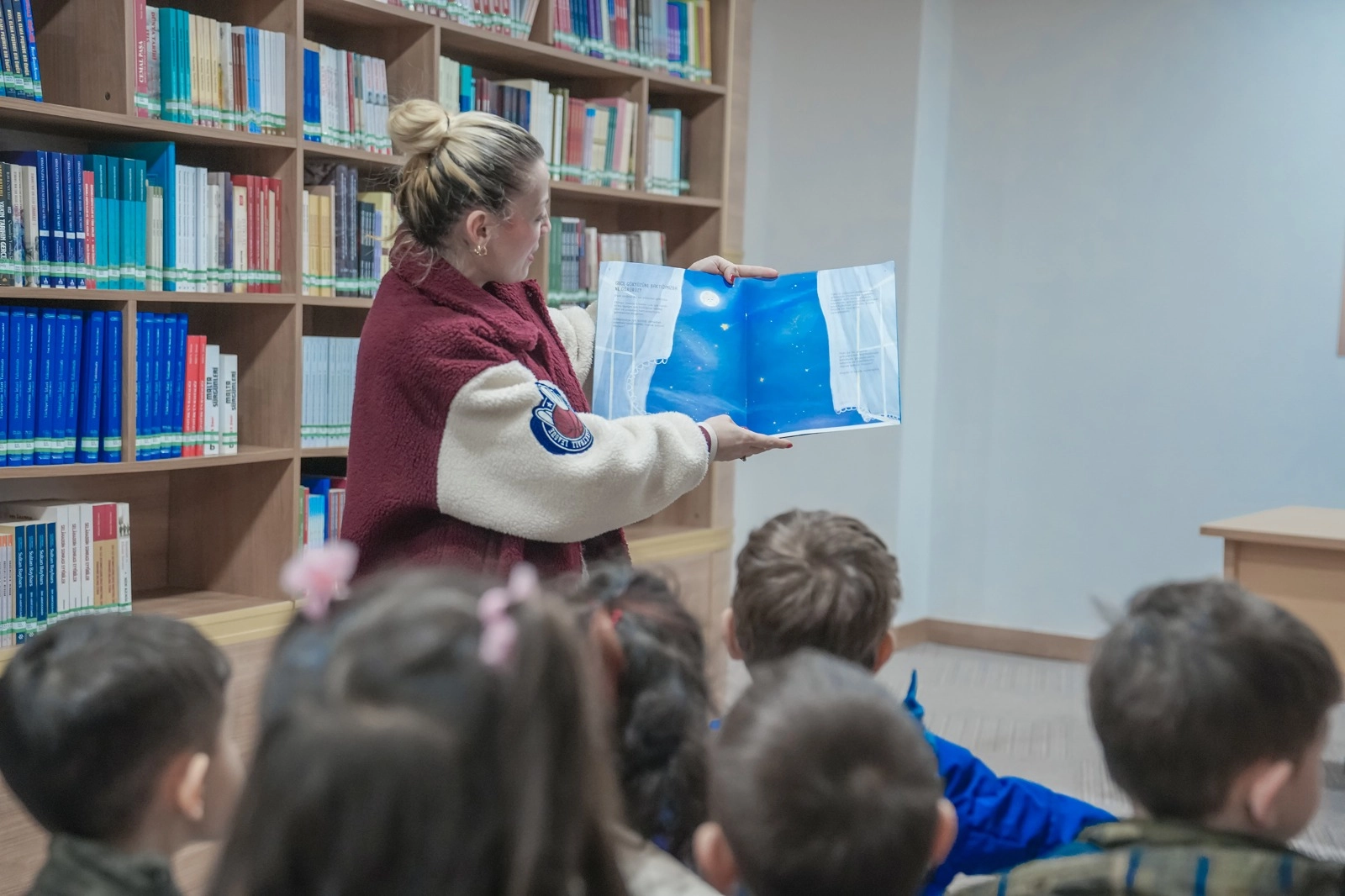 Ankara Keçiören’de minik öğrenciler kütüphane atmosferini yaşadı