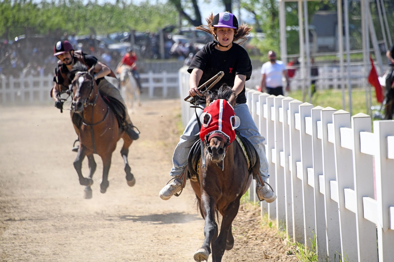 Bursa’nın Fethi’nin 700’üncü yılında ‘Rahvan At Yarışları’ heyecanı… 78 at birinciliğe koştu