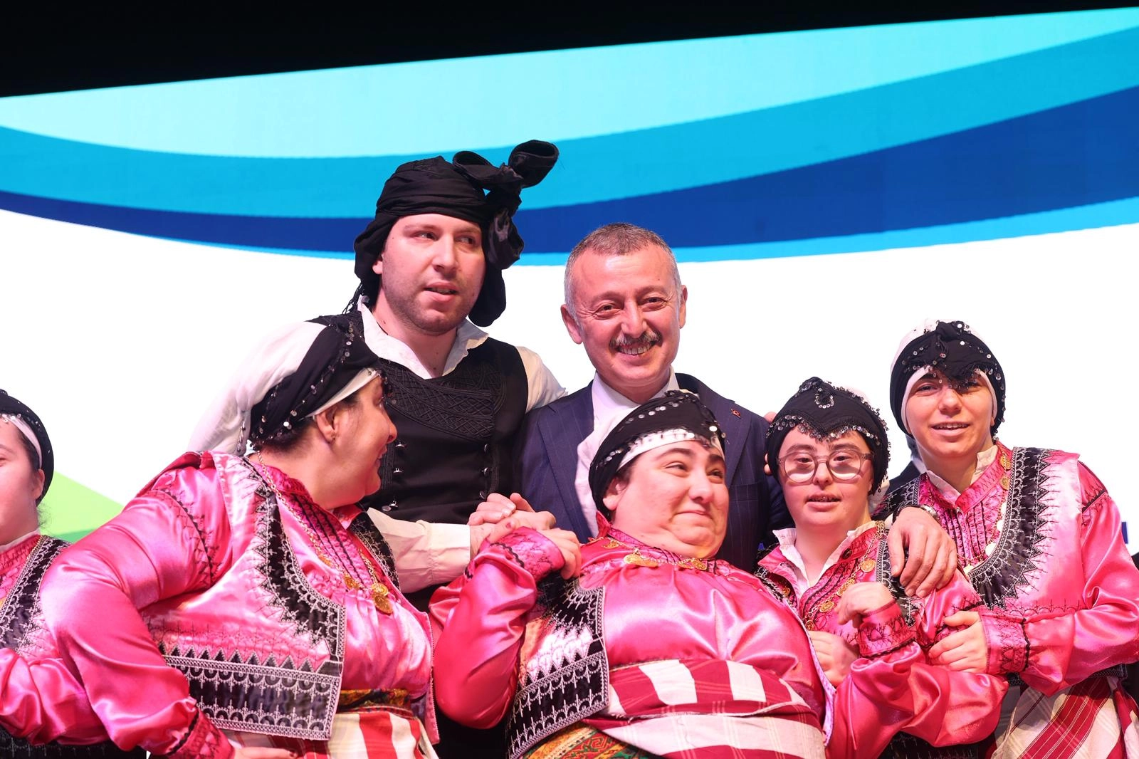 Büyükakın: “Önemli olan insanların dezavantajlı hale gelmesini önlemek”