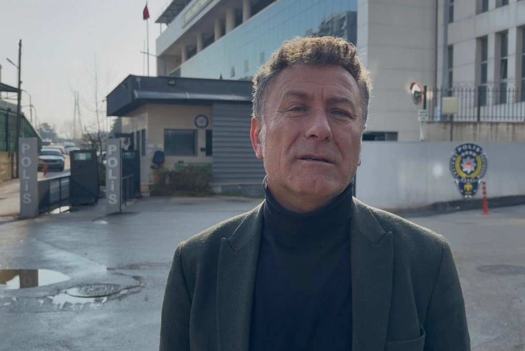 CHP’li Sarıbal Emniyet önünden seslendi: Bozbey’le görüşme talebimiz reddediliyor