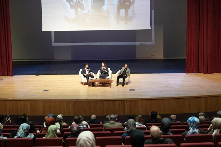 Denizli’de farkındalıktan çözüme “Gerçeğin Peşinde”