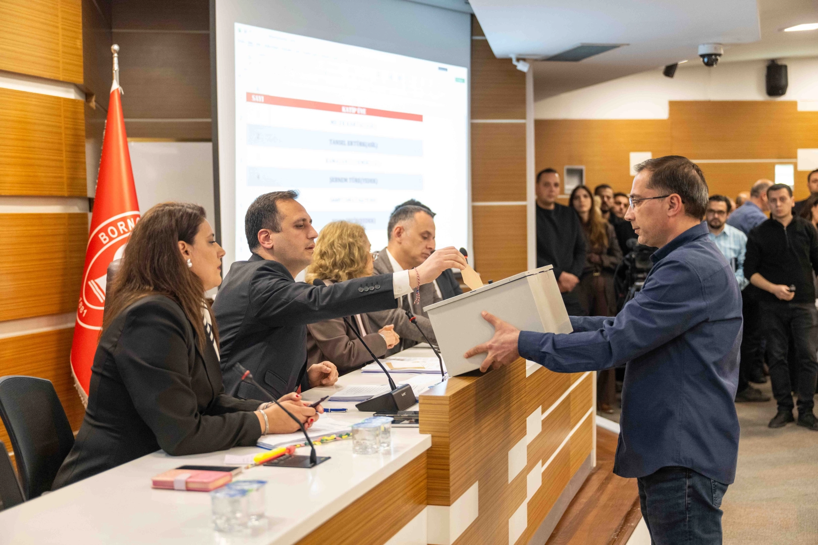 İzmir’de Bornova Meclisi’nde yeni dönem