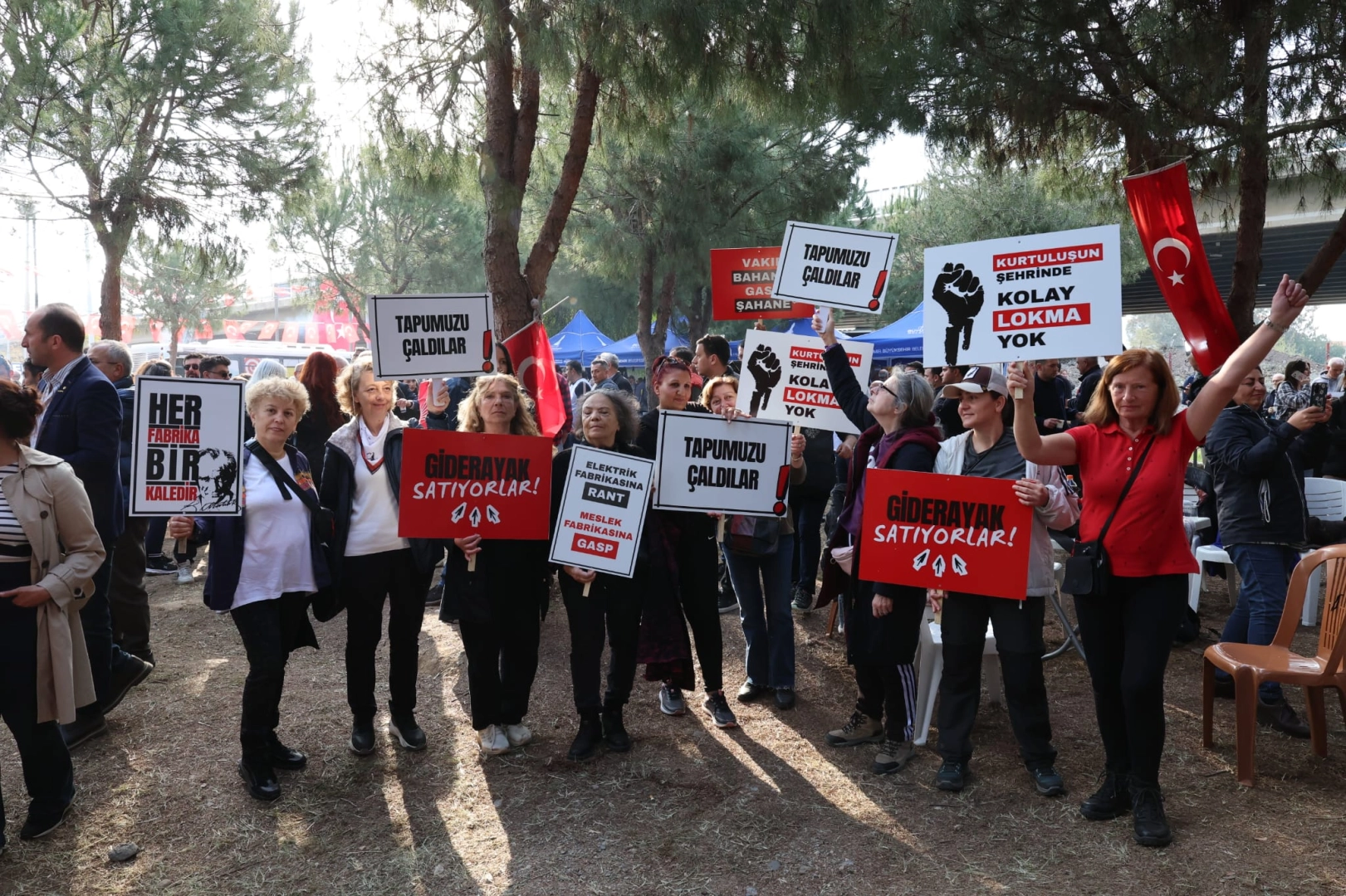 İzmir’de Meslek Fabrikası’nın her yerinde çalışanlarının emeği var