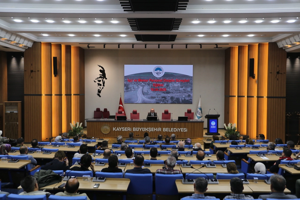 Kayseri Büyükşehir’den ‘disiplin’ semineri