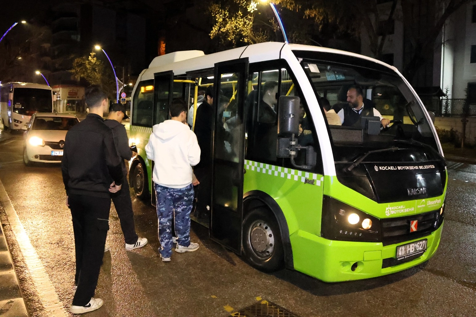 Kocaeli’nin gece seferlerine ilgi her geçen gün artıyor