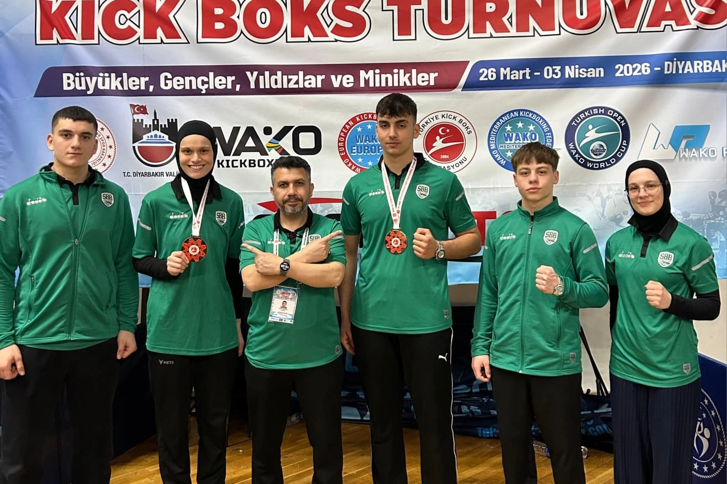 Sakaryalı KickBoksçular Diyarbakır’da zirveye uzandı