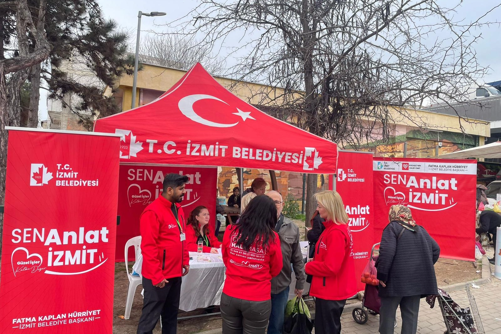 “Sen Anlat İzmit” Perşembe Pazarı’nda 
