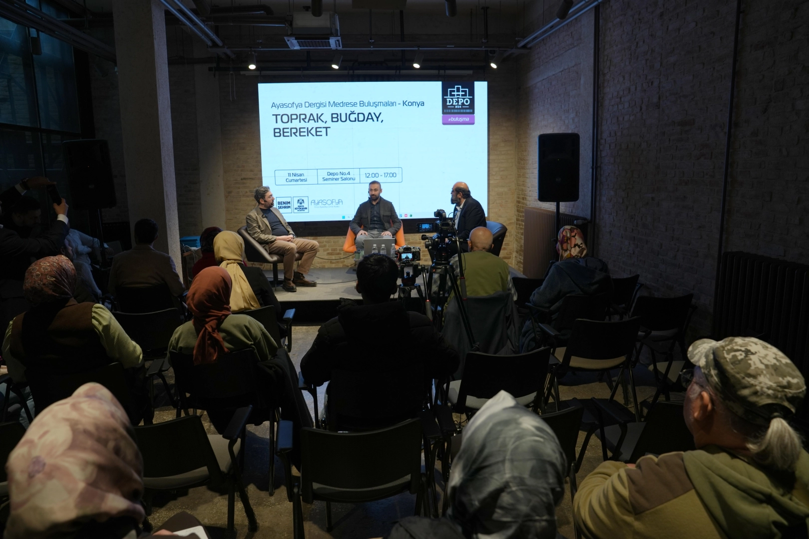 ‘Toprak, Buğday, Bereket’ Konya’da konuşuldu
