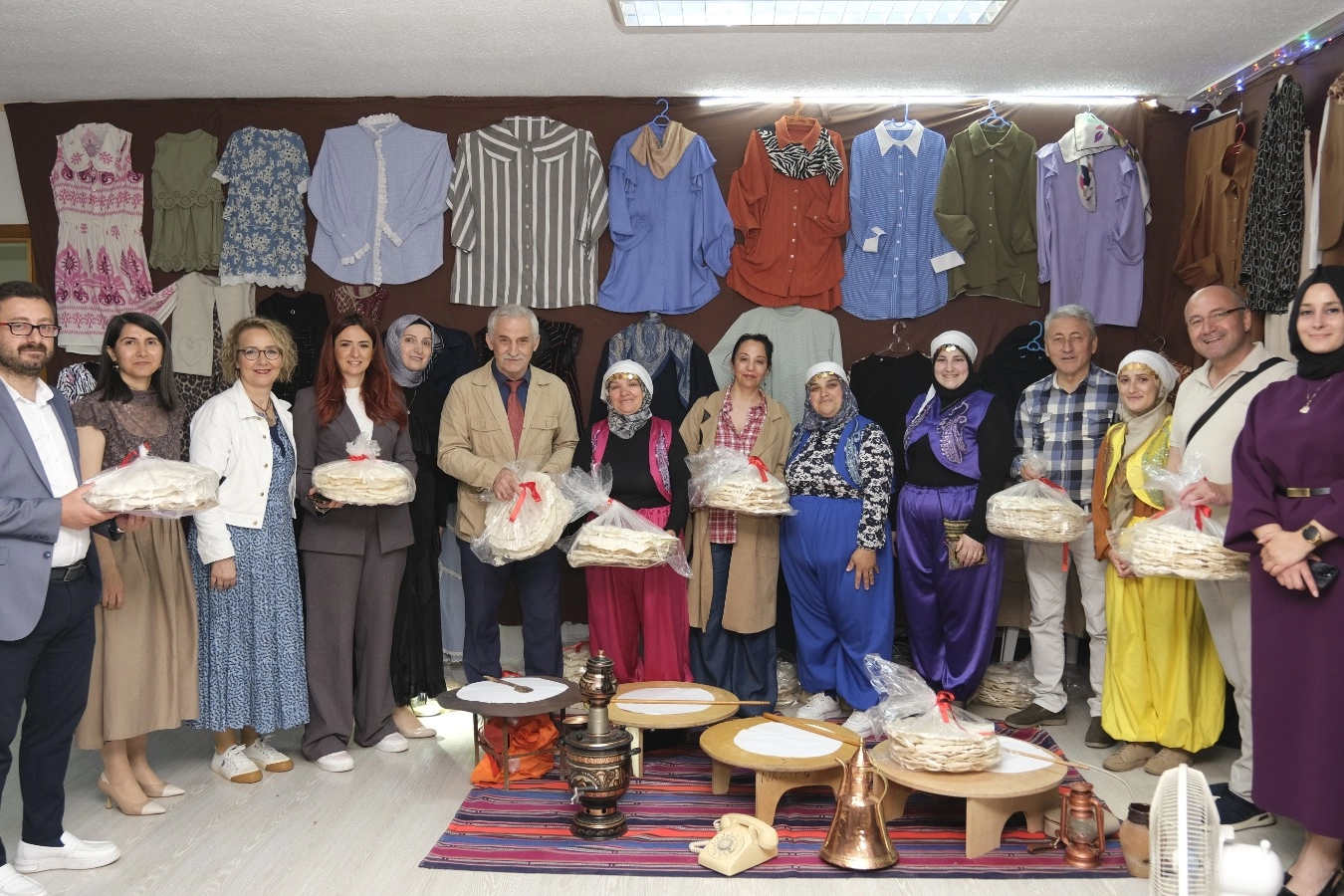 Alikahyalıların el emeği ürünleri İZMEK’le görücüye çıktı