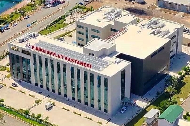 Antalya’da hemşireye verilen ‘görev yerini terk’ cezası mahkemeden döndü!