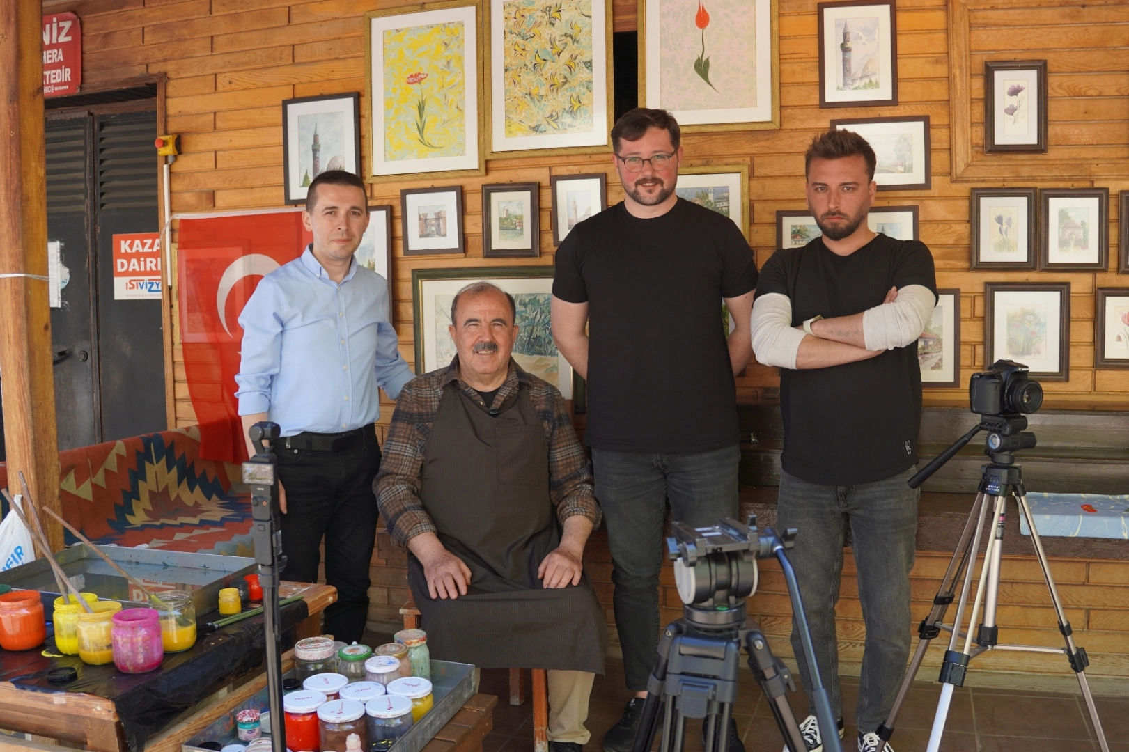 Bursa İznik’te suya yazılan sanat ile yarım asır
