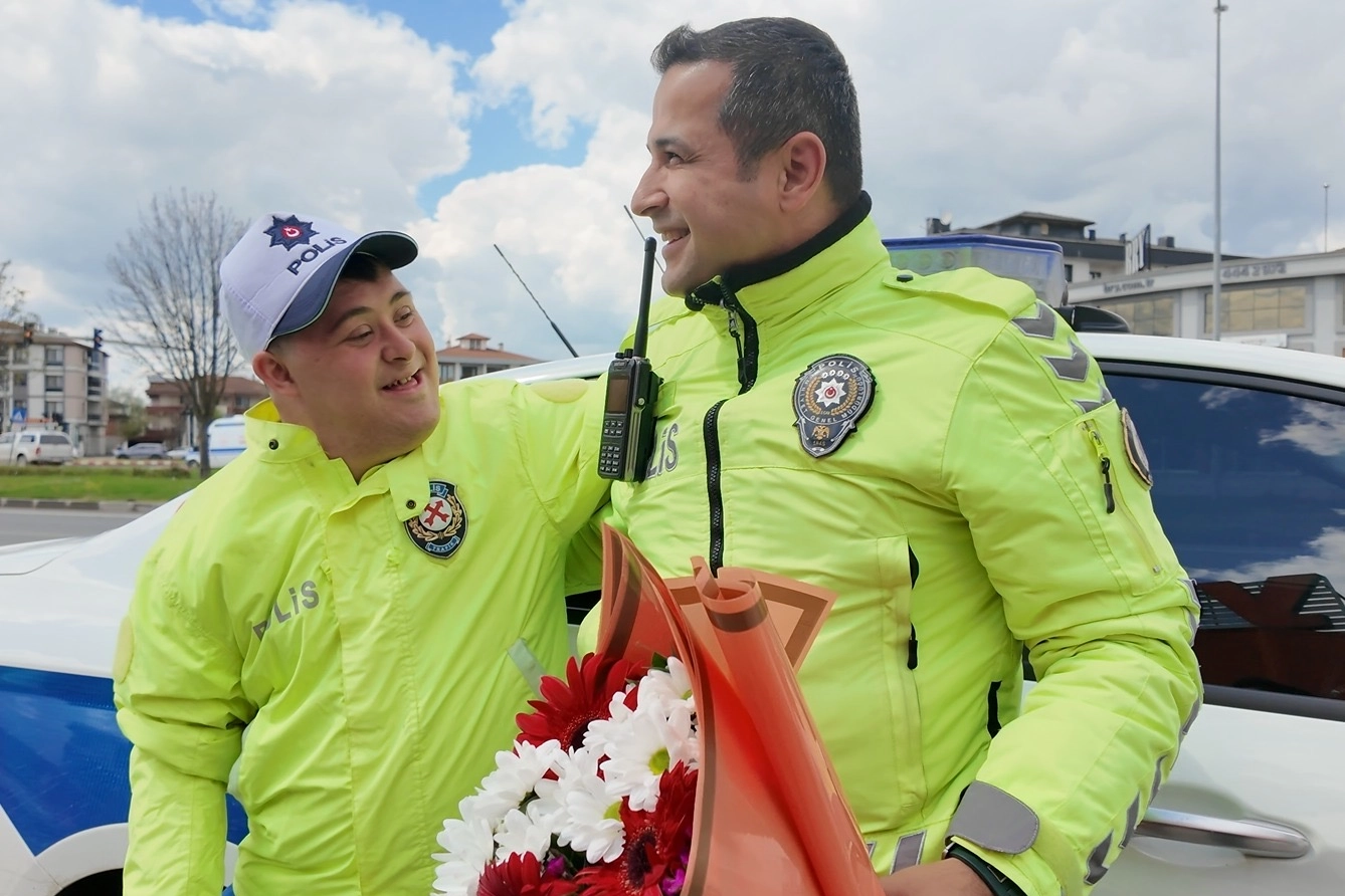 Düzce’de Oğuz Kaan’ın polislik hayali gerçek oldu
