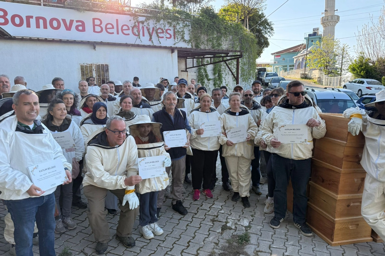 İzmir Bornova’da arıcılığa güçlü destek