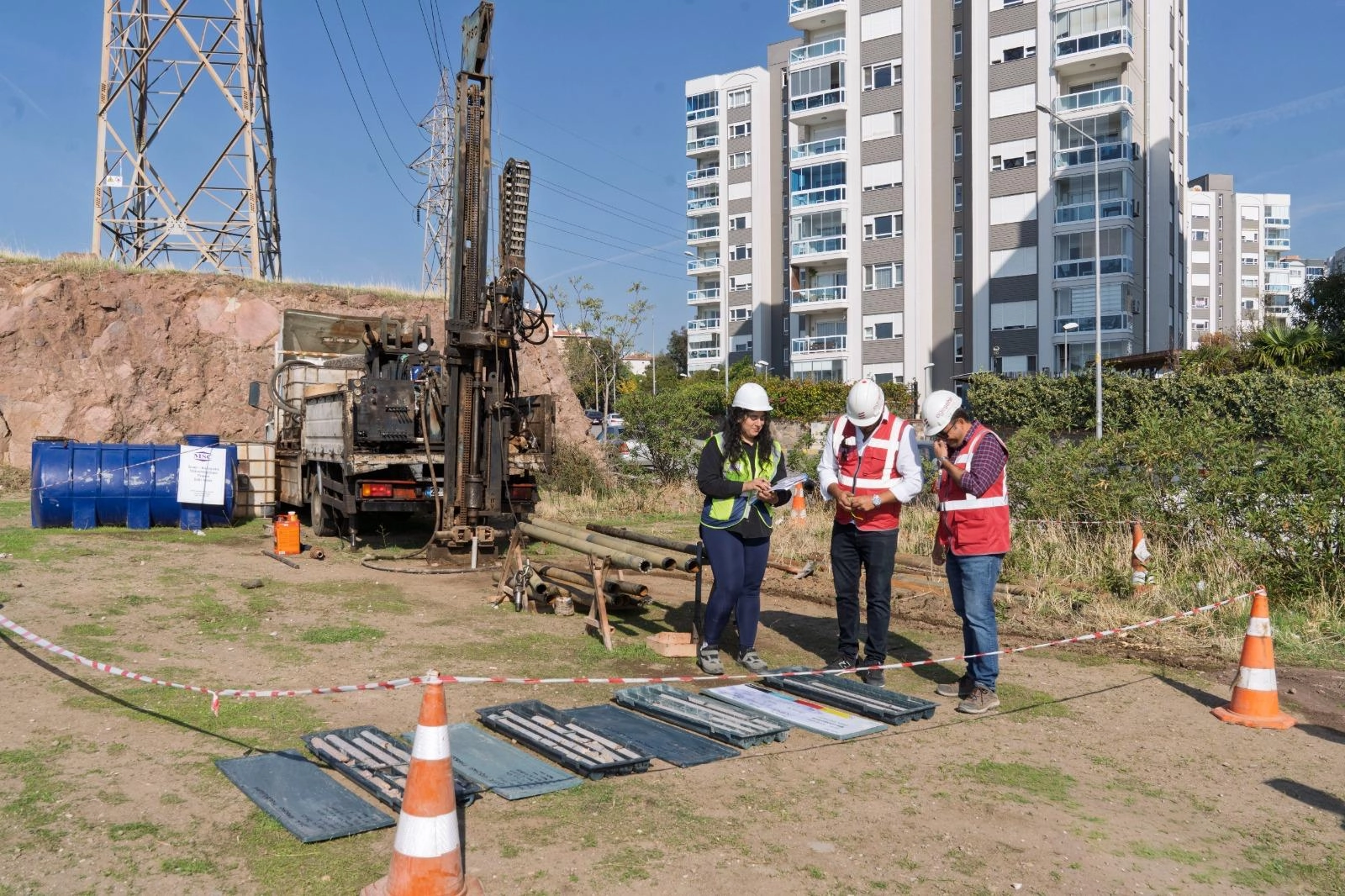 İzmir’de afet direnci hamlesi… İki ilçede zemin araştırması başlıyor
