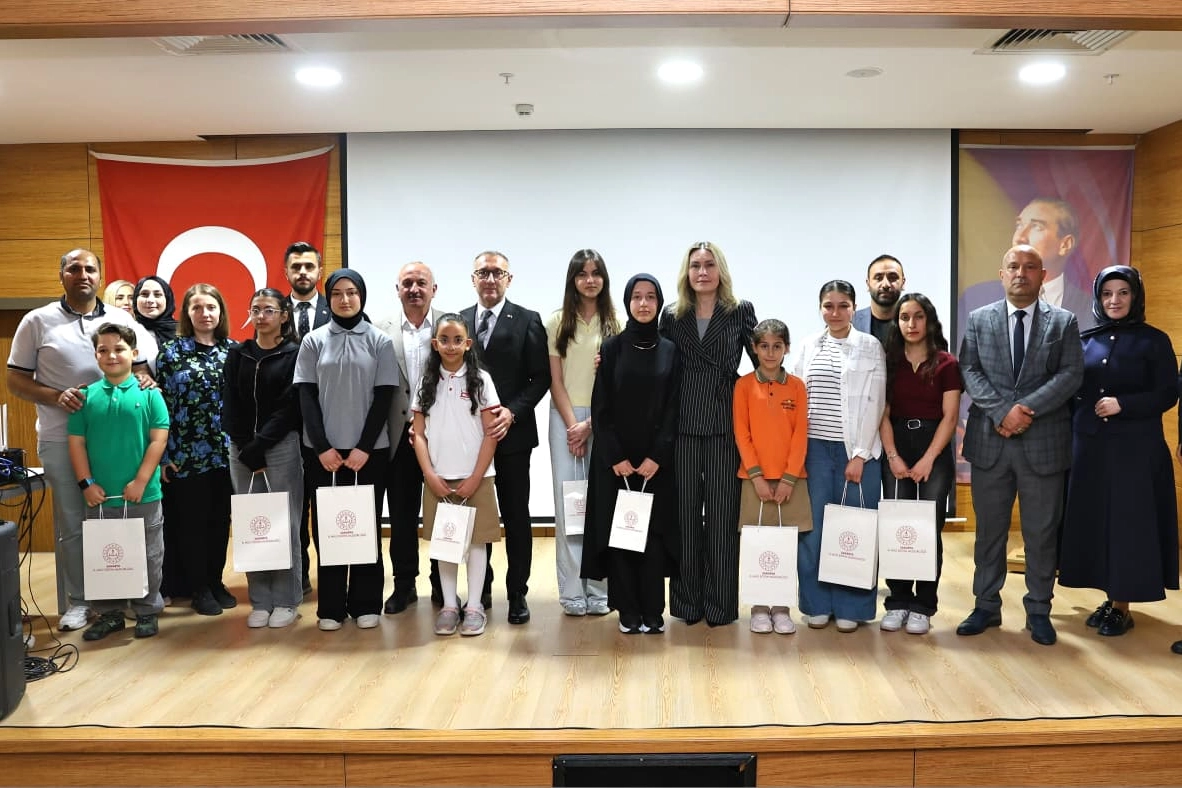 Sakarya’da ‘iyiliği seç’ mesajı yarışmayla güçlendi