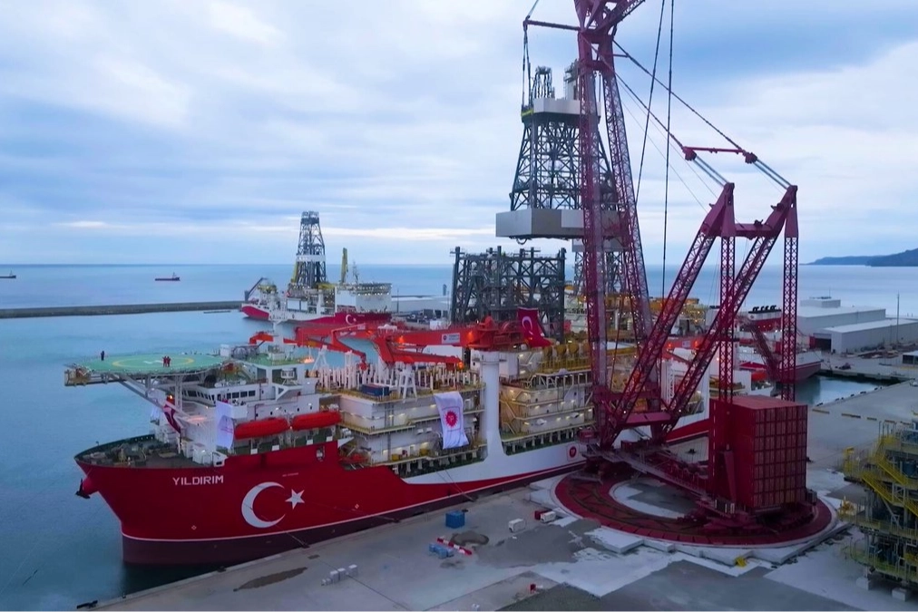 Yıldırım sondaj gemisi Karadeniz’e açıldı… İlk görev 20 Mayıs’ta Türkali-16 Kuyusu