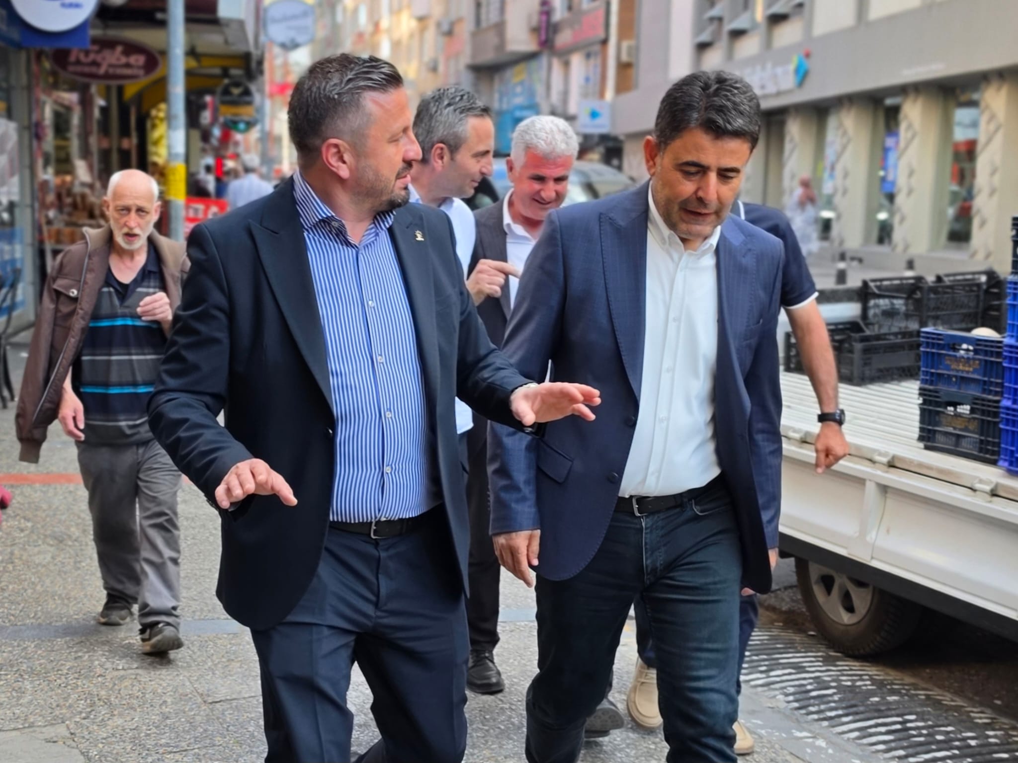 Ulaştırma Ve Altyapı Bakan Yardımcısı Osman Boyraz’dan Balıkesir’e Çıkarma: Vefa Ve Esnaf Ziyaretleri Güne Damga Vurdu!