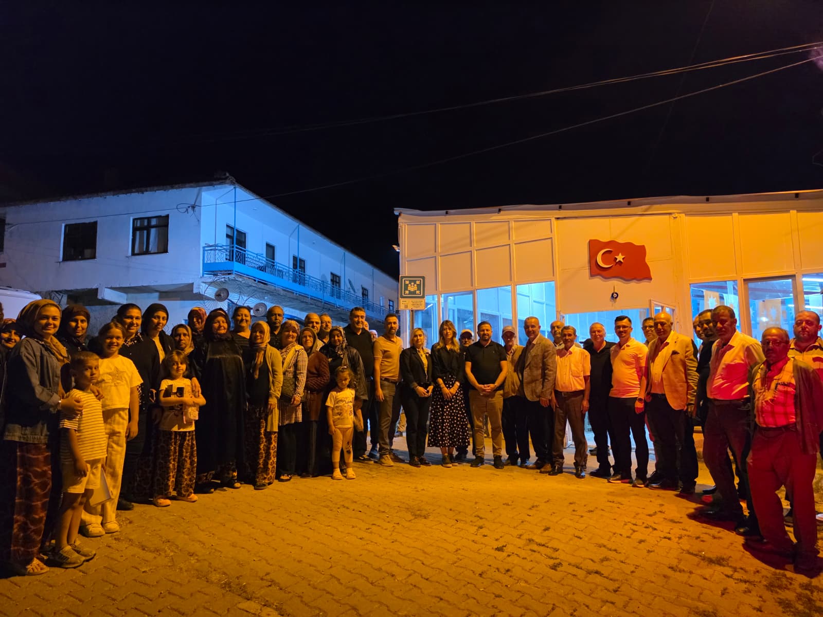 Ak Parti İl Başkanı Mehmet Aydemir Sözünü Tuttu: Çakallar Köyü’nün 20 Yıllık Hasreti 3 Günde Bitti!