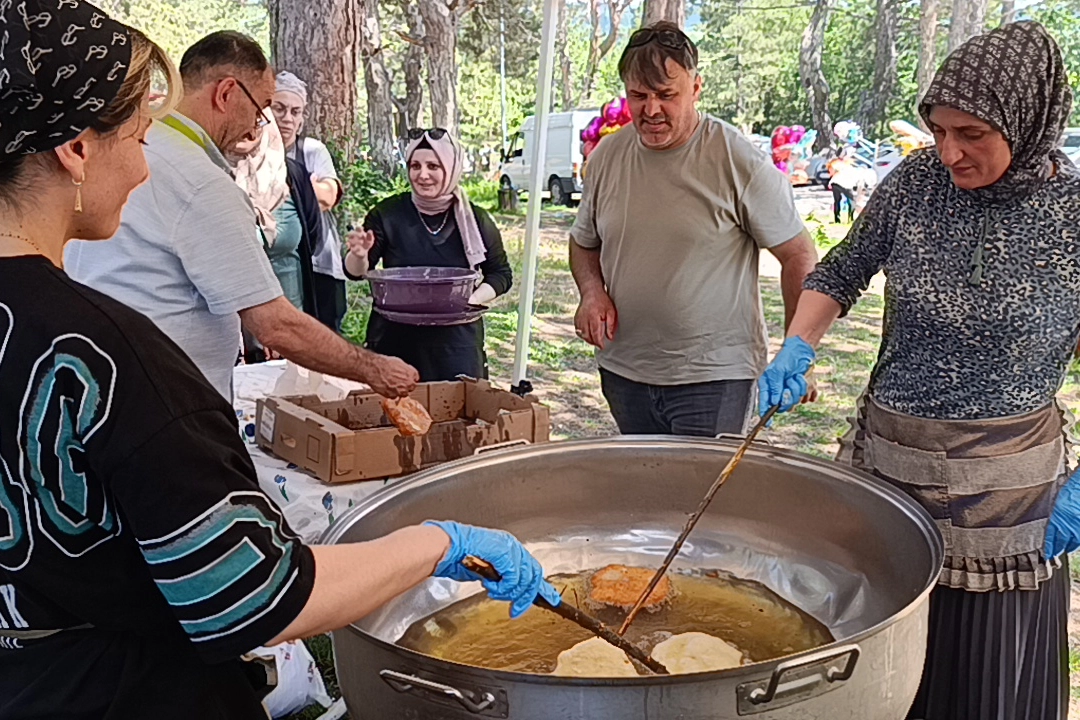 Artvinliler 5. Marmara Bişi Festivali’nde buluştu