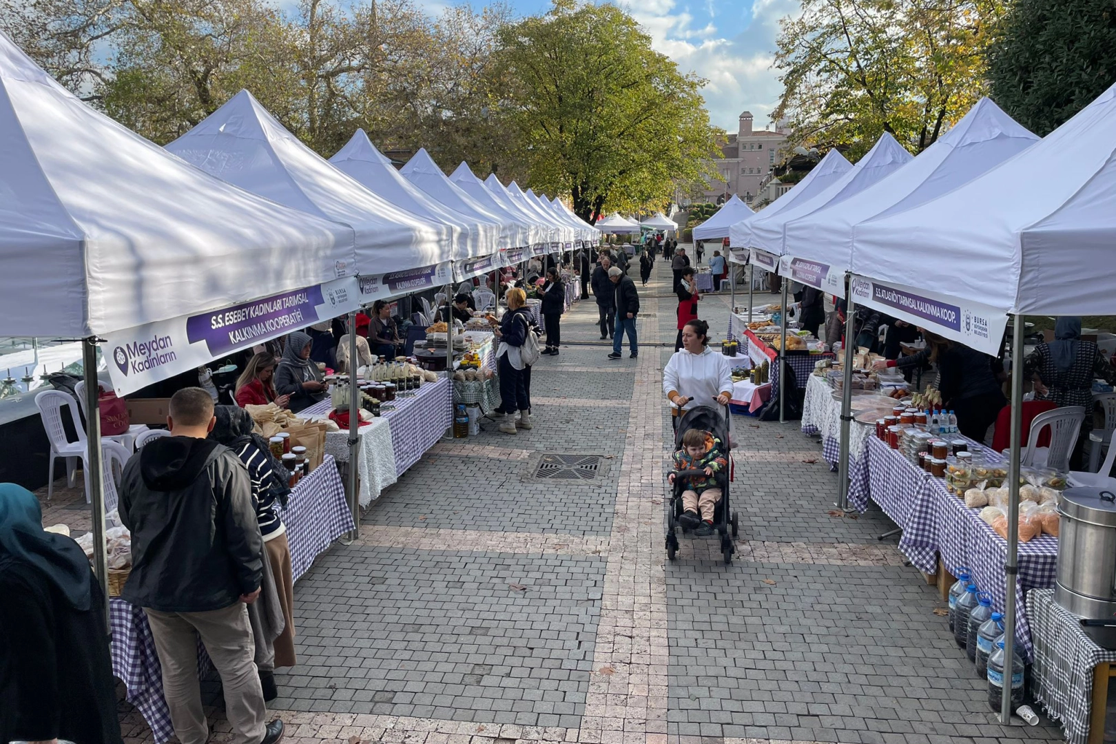 Bursa Heykel’de ‘Meydan Kadınların’