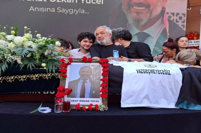 İzmir Barosu eski başkanı Özkan Yücel’e hüzünlü veda